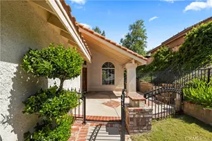 22120 Grovepark, Saugus, CA 91350 - Photo 3
