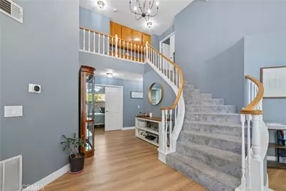 22120 Grovepark, Saugus, CA 91350 - Photo 7
