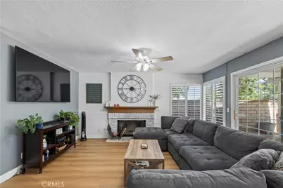 22120 Grovepark, Saugus, CA 91350 - Photo 9