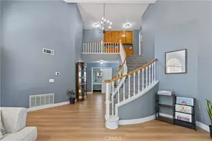 22120 Grovepark, Saugus, CA 91350 - Photo 5