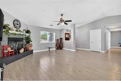 8055 Newhall, Hesperia, CA 92345 - Photo 9