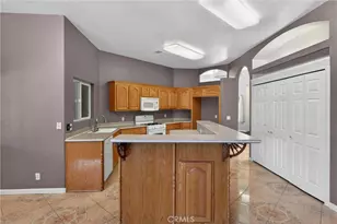 7264 Kuki, Oak Hills, CA 92344 - Photo 17