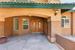 7264 Kuki, Oak Hills, CA 92344 - Photo 5