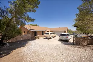 9160 Buena Vista, Apple Valley, CA 92308 - Photo 31