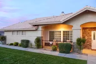 12515 Tamarisk, Victorville, CA 92395 - Photo 3
