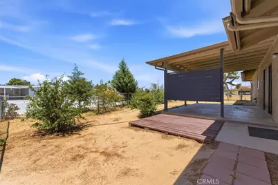17846 Orange, Hesperia, CA 92345 - Photo 19