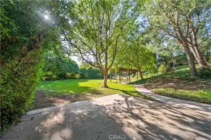19817 E Golden Bough, Covina, CA 91724 - Photo 43