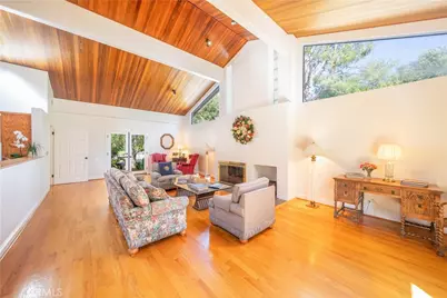 19817 E Golden Bough, Covina, CA 91724 - Photo 9