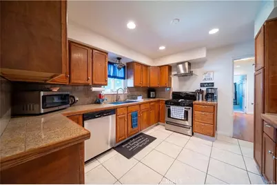 209 E Francis, Corona, CA 92879 - Photo 5