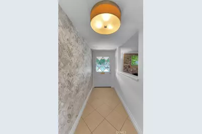 1517 E 19th, Santa Ana, CA 92705 - Photo 9