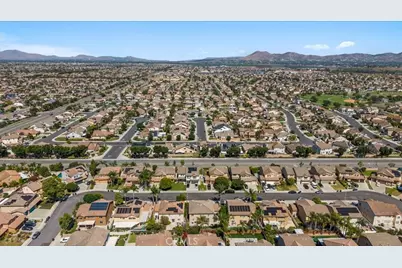 7131 Lemon Grass, Eastvale, CA 92880 - Photo 27