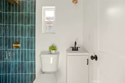 1452 W 61st, Los Angeles, CA 90047 - Photo 15