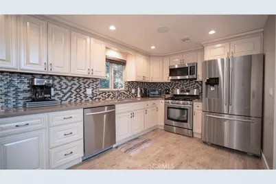 26947 Tunnel, Lake Arrowhead, CA 92352 - Photo 13
