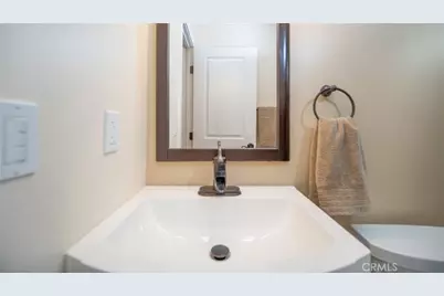 26947 Tunnel, Lake Arrowhead, CA 92352 - Photo 21