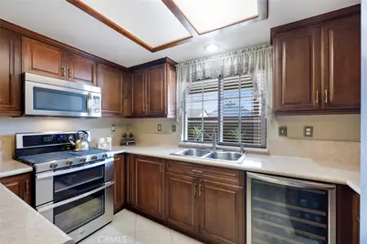 285 Flicker, Perris, CA 92571 - Photo 11