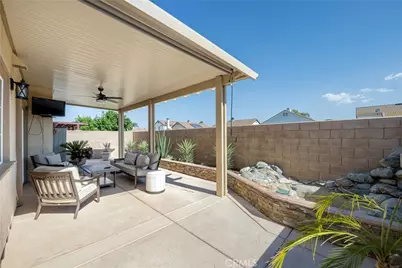 285 Flicker, Perris, CA 92571 - Photo 37