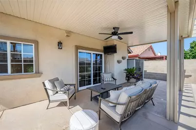 285 Flicker, Perris, CA 92571 - Photo 39