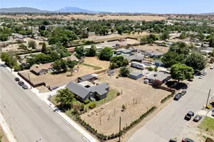 32357 Ave, Yucaipa, CA 92399 - Photo 33