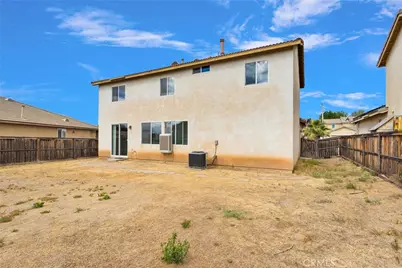 13816 Grant Way, Oak Hills, CA 92344 - Photo 45