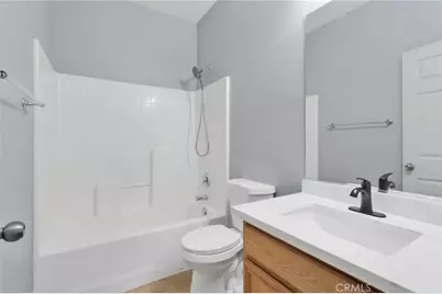 13816 Grant Way, Oak Hills, CA 92344 - Photo 17