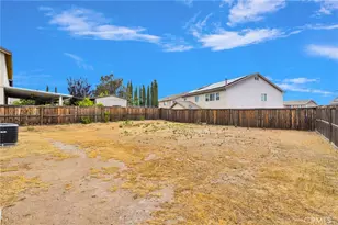 13816 Grant Way, Oak Hills, CA 92344 - Photo 45