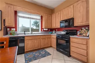 15391 Rockwell Ave, Fontana, CA 92336 - Photo 5