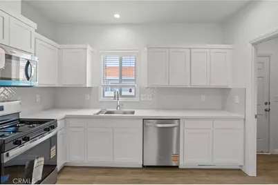 8086 Mission Boulevard #20, Jurupa Valley, CA 92509 - Photo 13