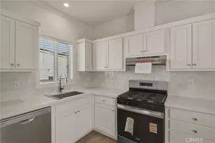 7650 Balboa Blvd, Van Nuys, CA 91406 - Photo 11