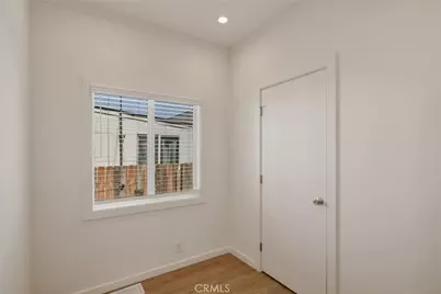 7650 Balboa Boulevard #27, Van Nuys, CA 91406 - Photo 17