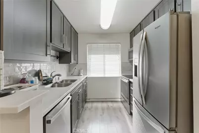 15425 Sherman Way #240, Van Nuys, CA 91406 - Photo 17