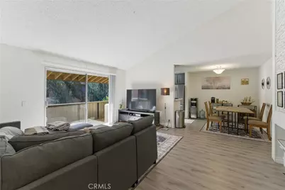 15425 Sherman Way #240, Van Nuys, CA 91406 - Photo 5