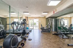15425 Sherman Way, Van Nuys, CA 91406 - Photo 41