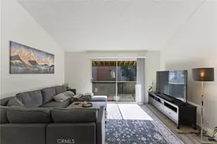 15425 Sherman Way, Van Nuys, CA 91406 - Photo 5