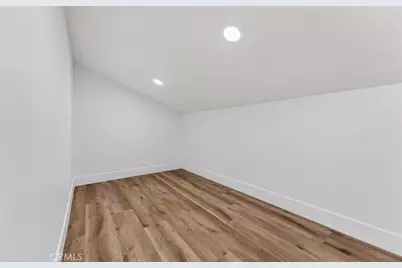 252 W 19th Street, Upland, CA 91784 - Photo 35