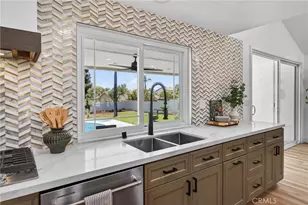 252 W 19th St, Upland, CA 91784 - Photo 19