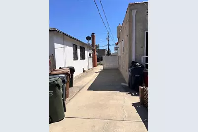 1739 1741 W 105th Street, Los Angeles, CA 90047 - Photo 9