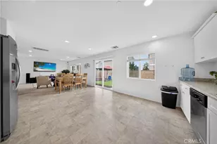 7360 Flagstone, Fontana, CA 92336 - Photo 11