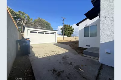 11148 S Wilton Place, Los Angeles, CA 90047 - Photo 17