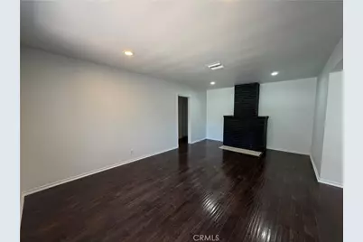 6654 Capps Avenue, Reseda, CA 91335 - Photo 9