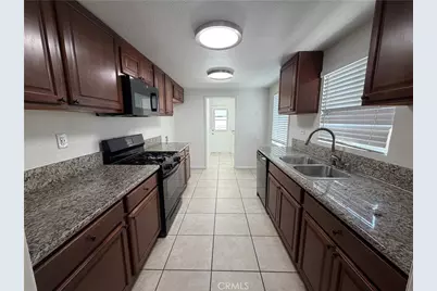 6654 Capps Avenue, Reseda, CA 91335 - Photo 19