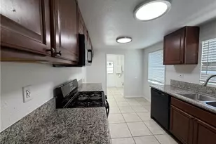 6654 Capps Ave, Reseda, CA 91335 - Photo 17