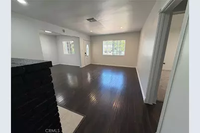 6654 Capps Avenue, Reseda, CA 91335 - Photo 11