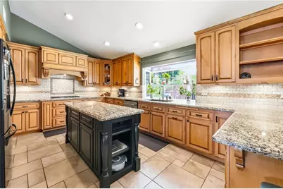 6691 Orangewood, Highland, CA 92346 - Photo 11