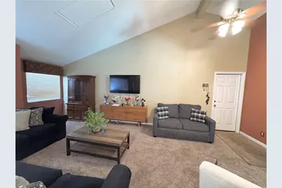 6691 Orangewood, Highland, CA 92346 - Photo 5