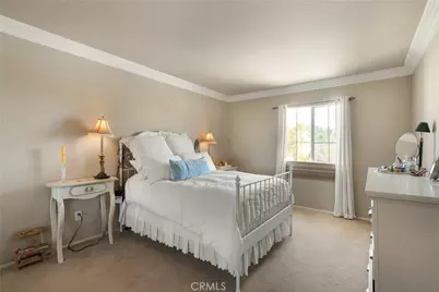 30511 Corsica, Castaic, CA 91384 - Photo 19