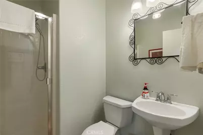 30511 Corsica, Castaic, CA 91384 - Photo 11
