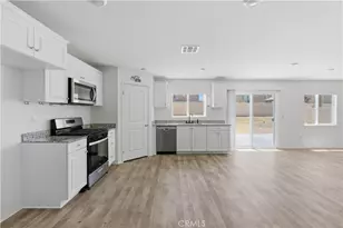 10187 Francis Ct, Adelanto, CA 92301 - Photo 5
