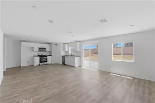 10187 Francis Ct, Adelanto, CA 92301 - Photo 11