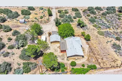 5500 Oil Well Road, Phelan, CA 92371 - Photo 65