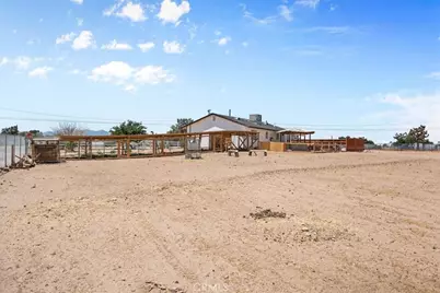 16424 Verde St, Hesperia, CA 92345 - Photo 25